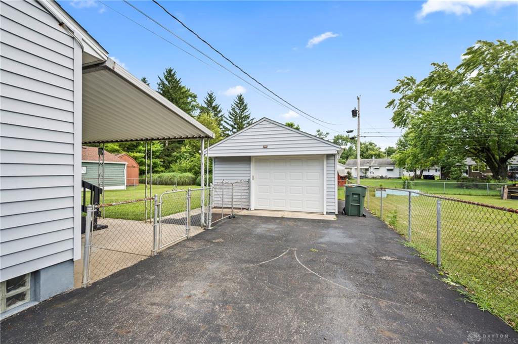 1608 Edendale Property Photo 30