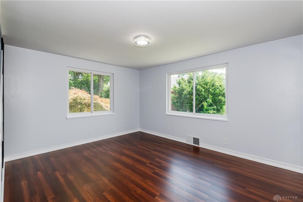1 Wyngate Property Photo 20