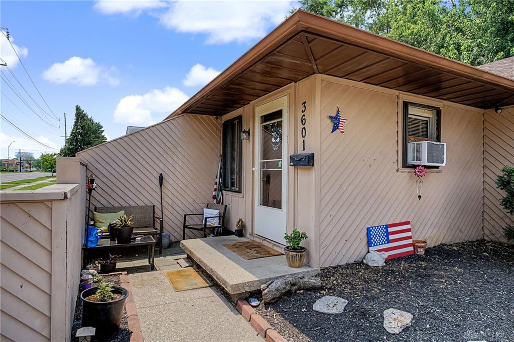 3601-3603 S Smithville Property Photo 5