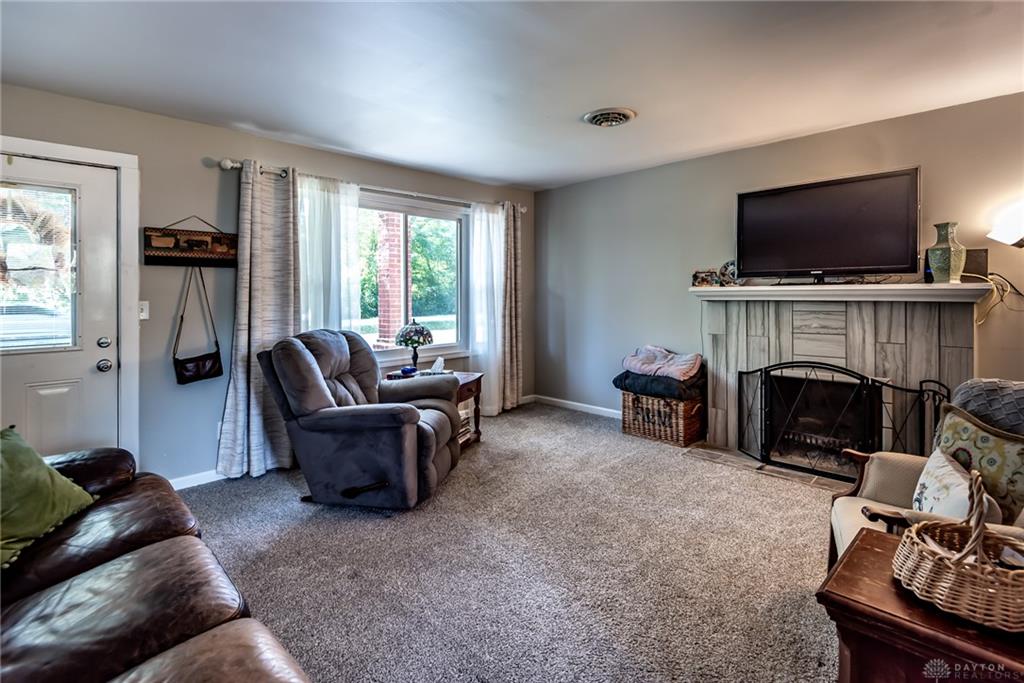 3822 Greentree Property Photo 4