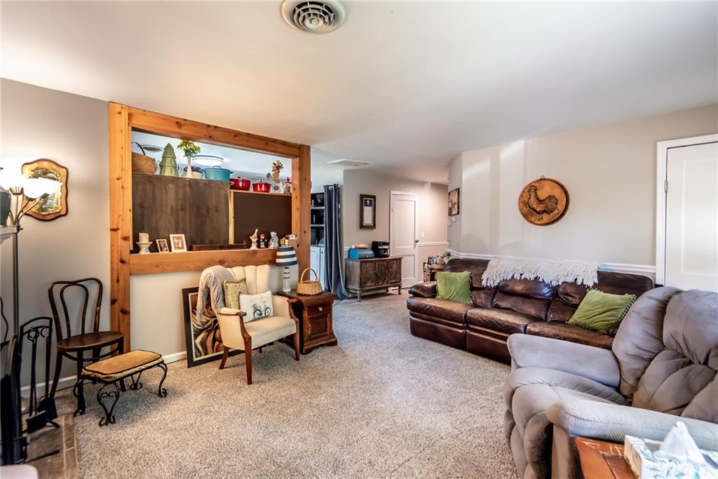 3822 Greentree Property Photo 6