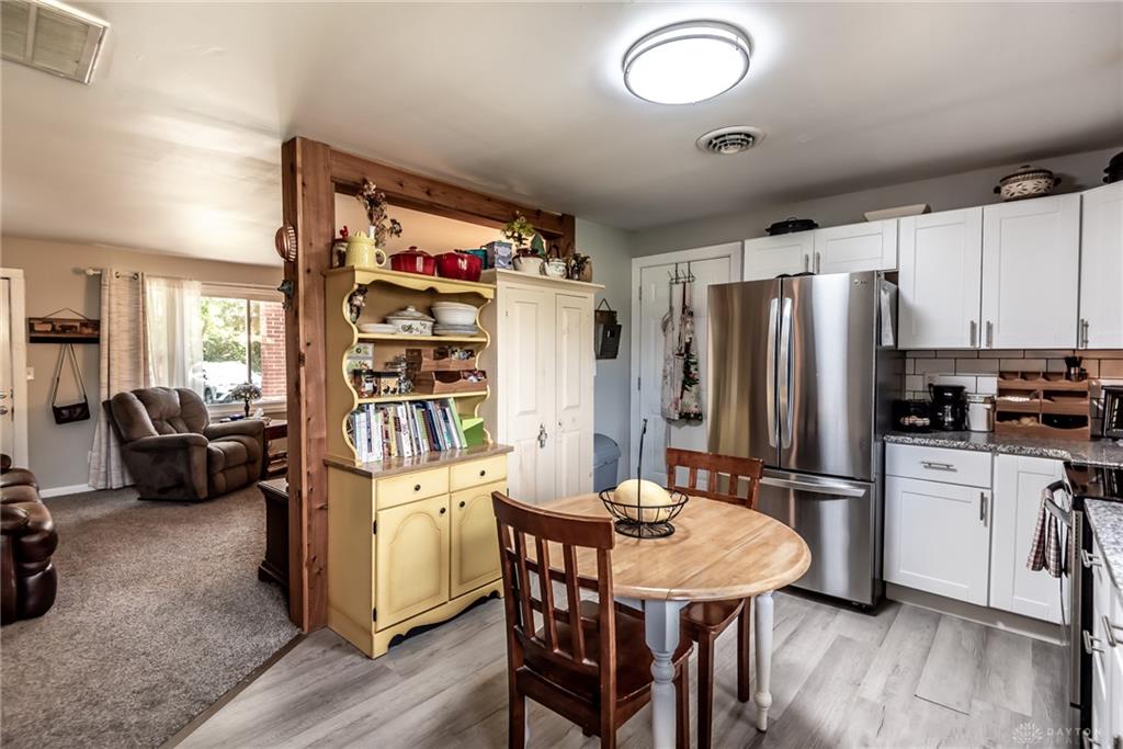 3822 Greentree Property Photo 8