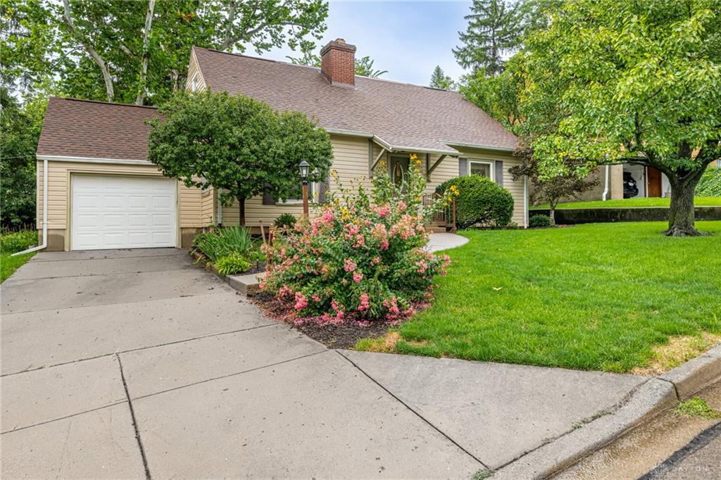 201 S Pelham Property Photo 1