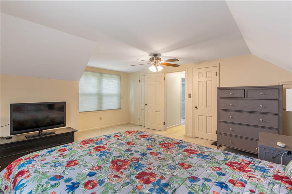 201 S Pelham Property Photo 19