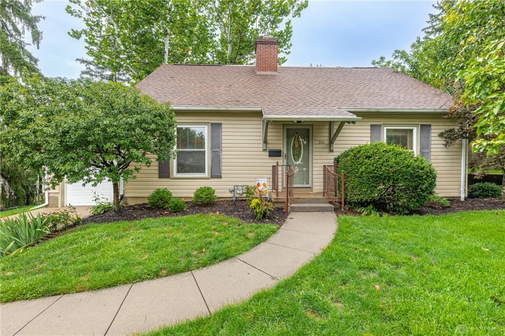 201 S Pelham Property Photo 32