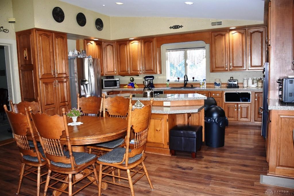 1195 W Main Property Photo 12