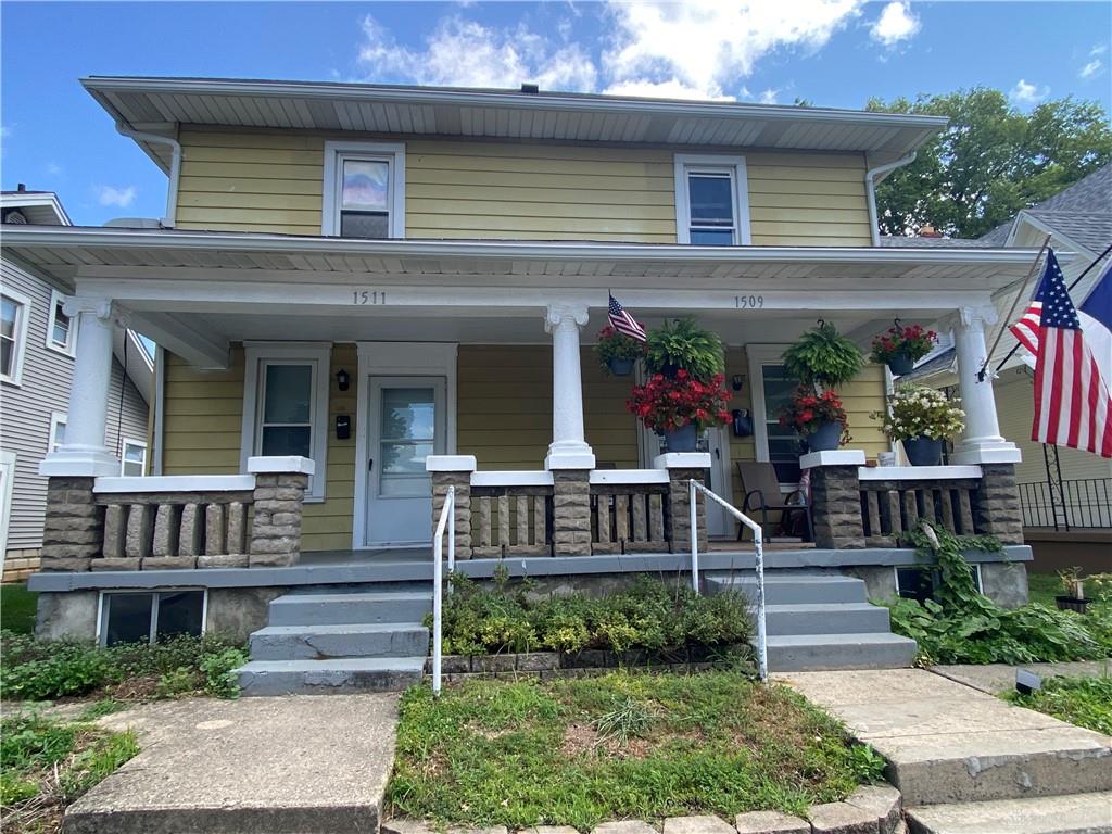 1509 Nicklin Property Photo 1