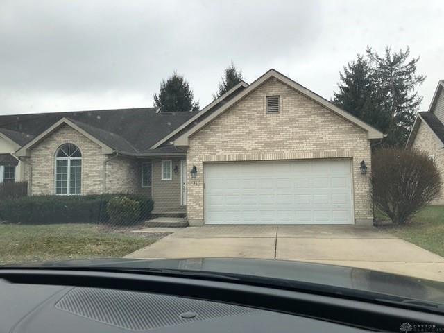 31 Knollview Property Photo 2