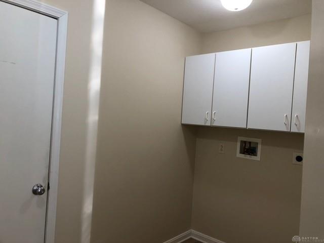 31 Knollview Property Photo 5