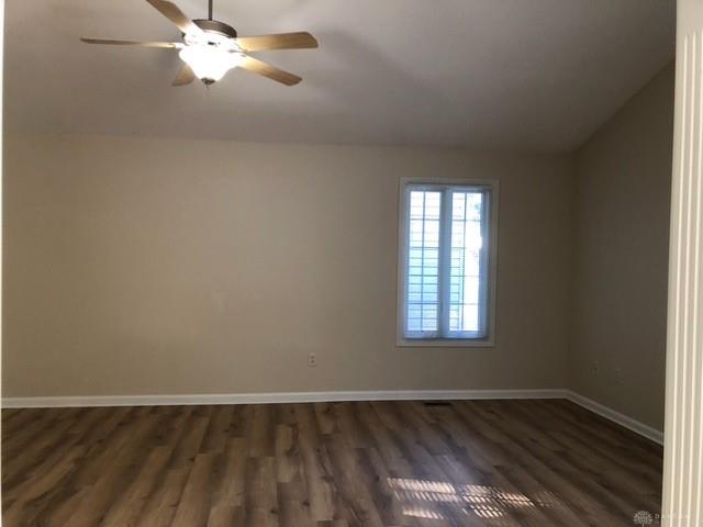 31 Knollview Property Photo 17