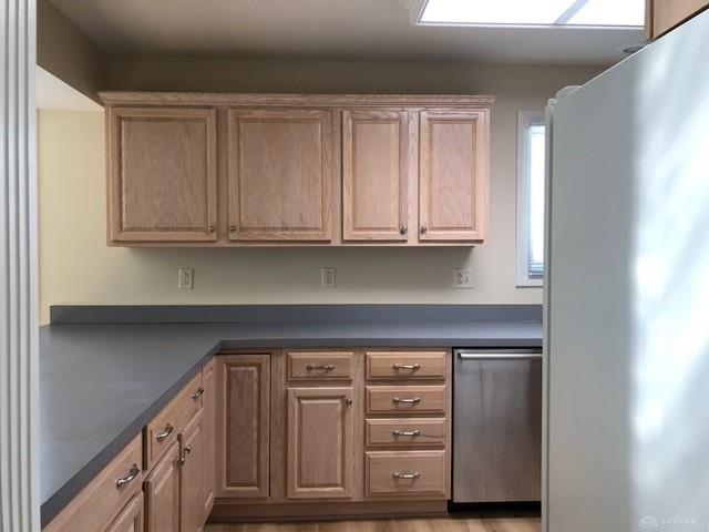31 Knollview Property Photo 24