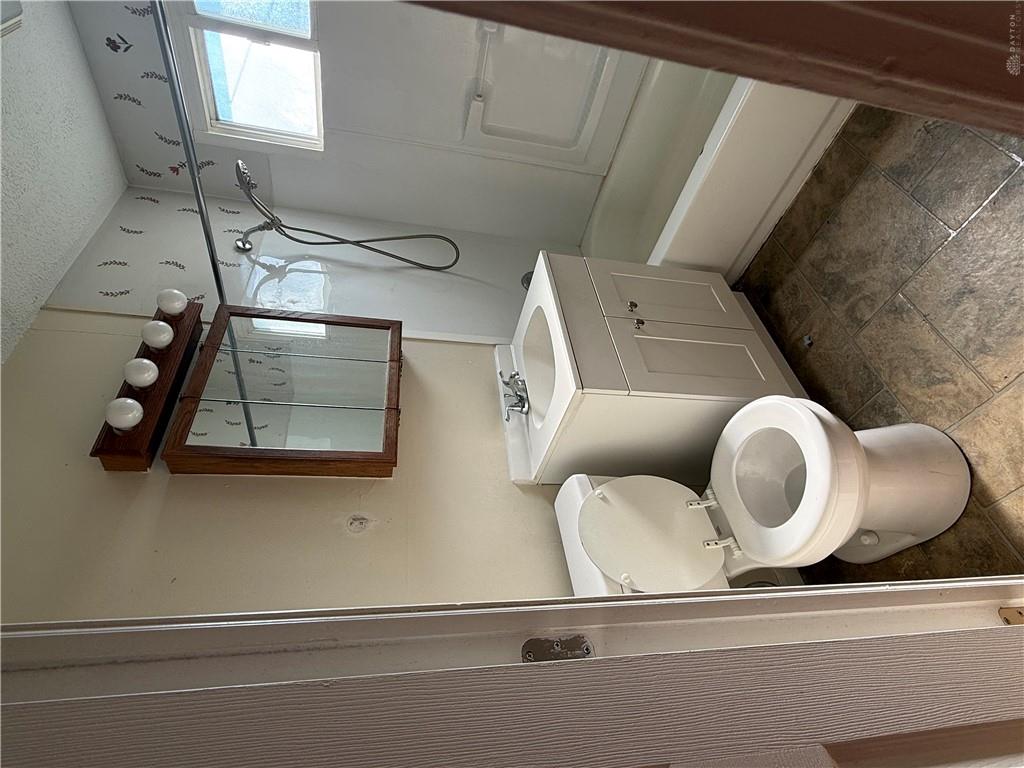 1729 Rawson Property Photo 12