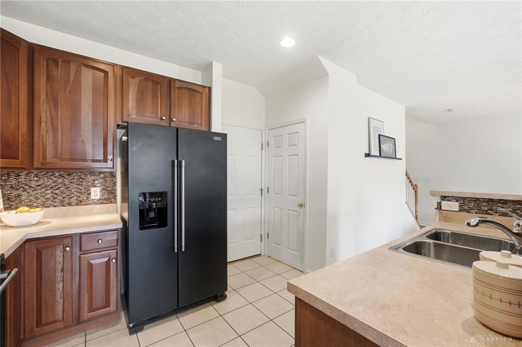 2825 Cardiff Property Photo 11