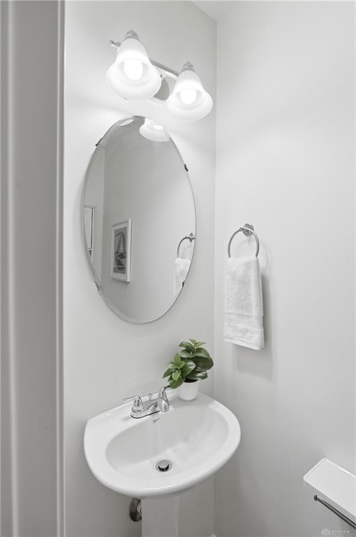 2825 Cardiff Property Photo 18