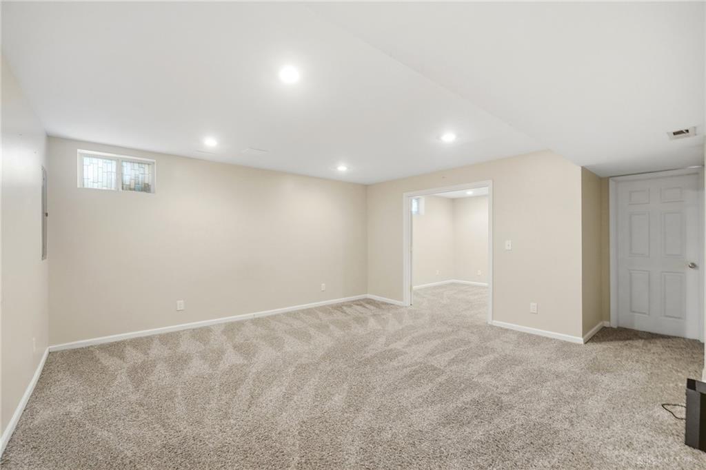 2825 Cardiff Property Photo 36