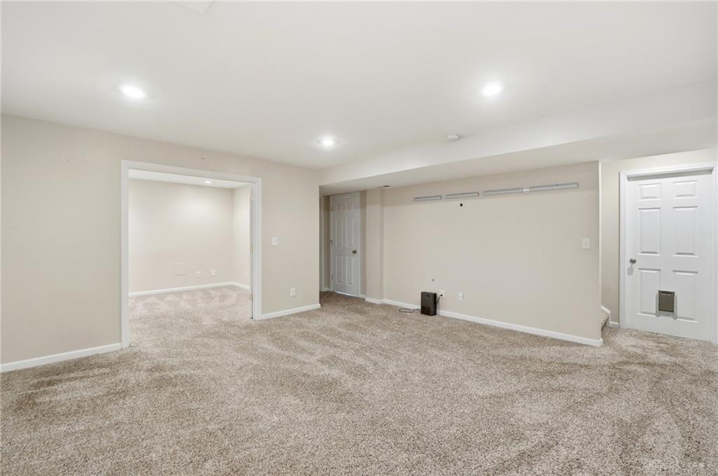2825 Cardiff Property Photo 37