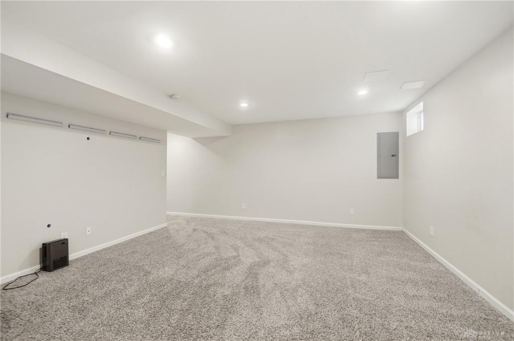 2825 Cardiff Property Photo 38