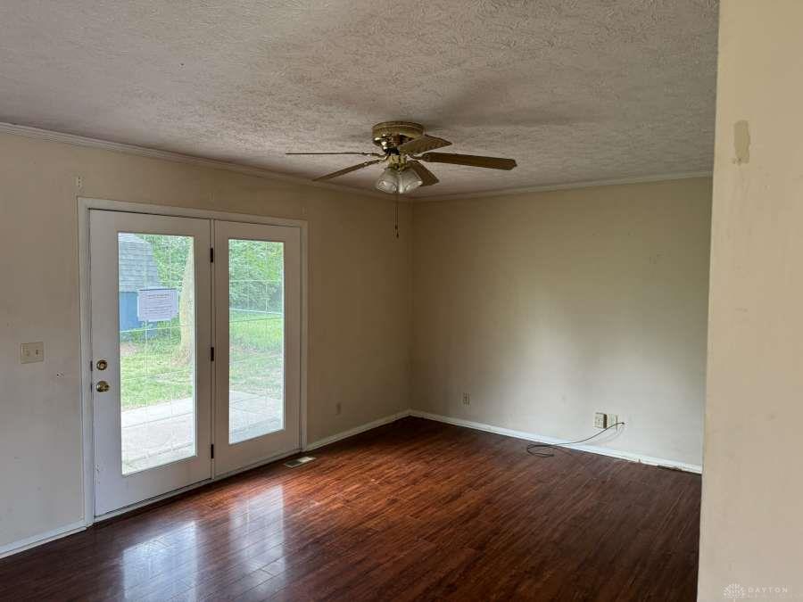 6673 Emerald Property Photo 2