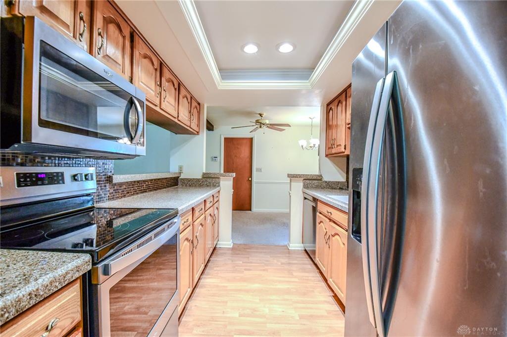 2228 E Whipp Property Photo 9