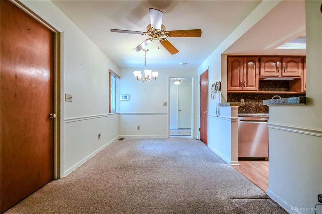 2228 E Whipp Property Photo 11