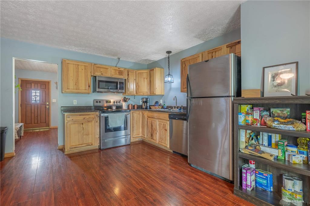 116 Stewart Property Photo 11