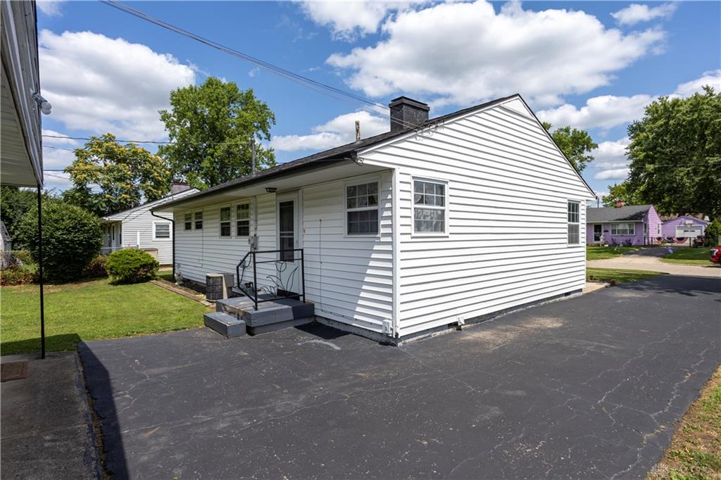 2813 Purdue Property Photo 18