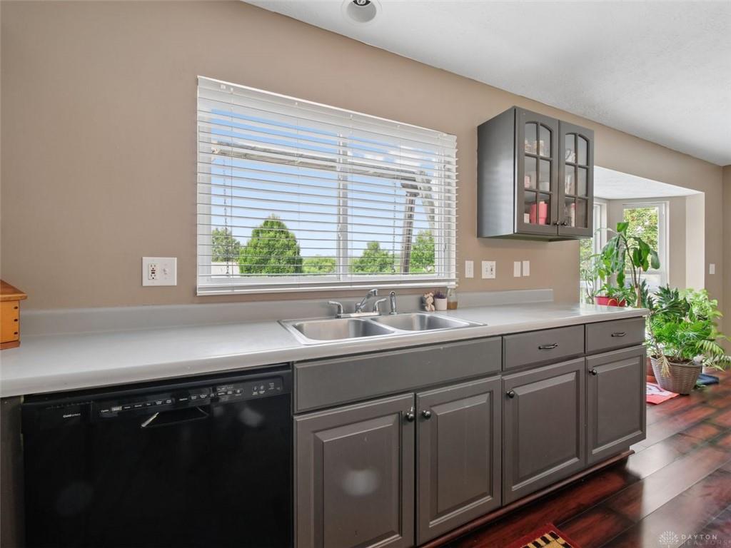 105 Stablewatch Property Photo 13