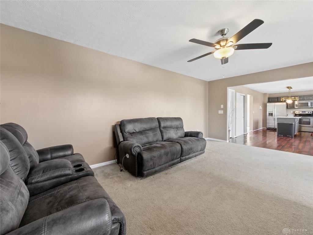 105 Stablewatch Property Photo 16