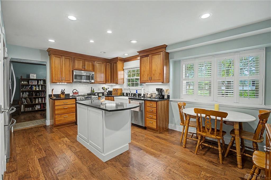 129 Outerview Property Photo 19