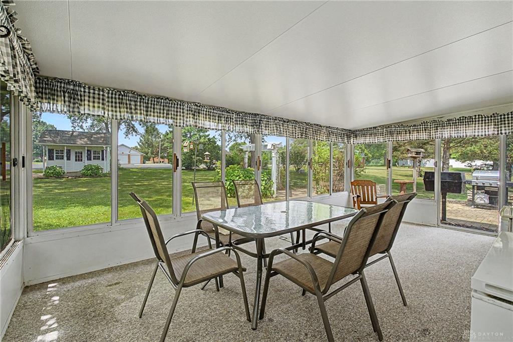 129 Outerview Property Photo 32