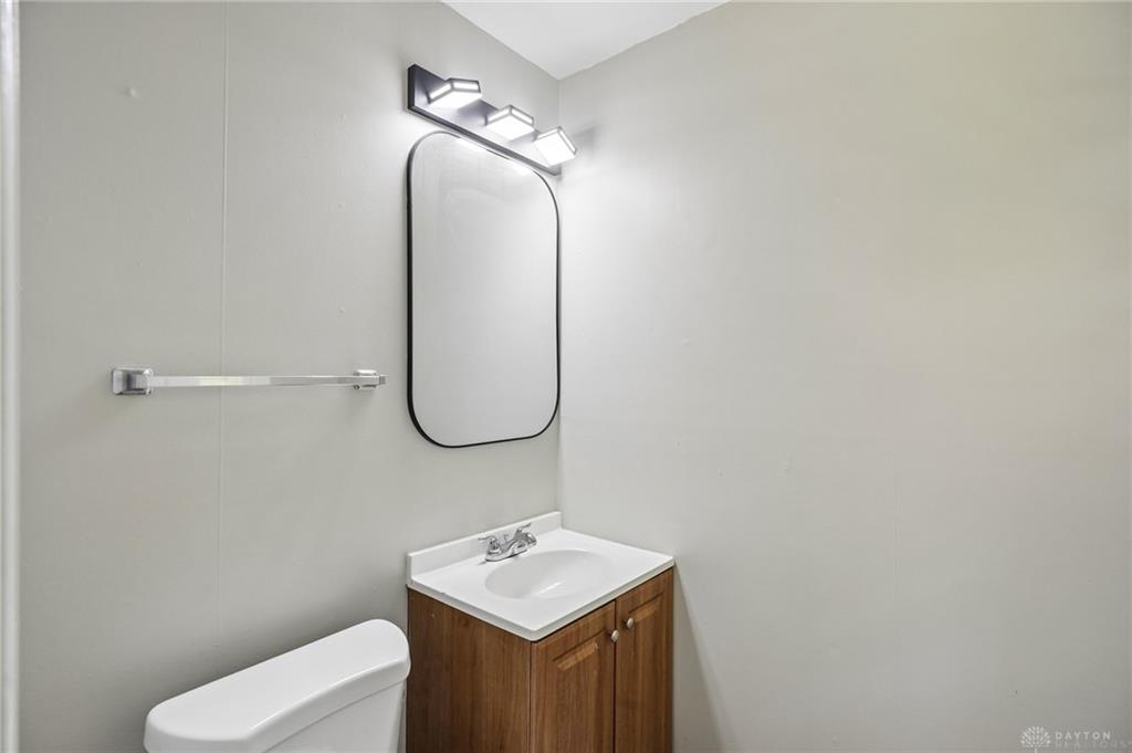 5560 Hugh Property Photo 10
