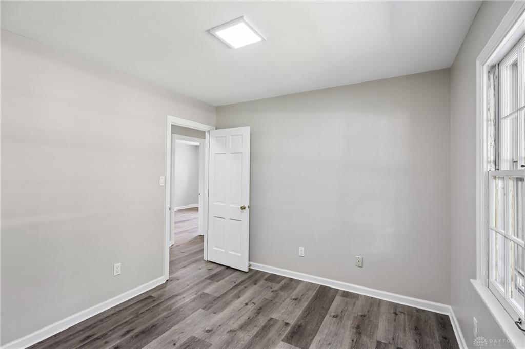 5560 Hugh Property Photo 13