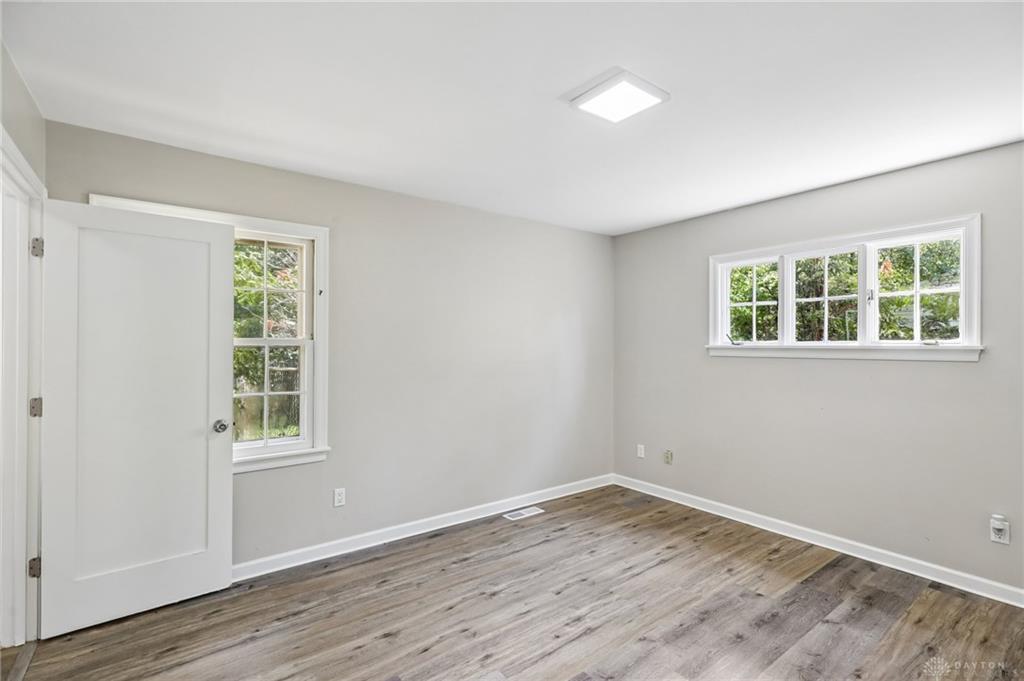 5560 Hugh Property Photo 18
