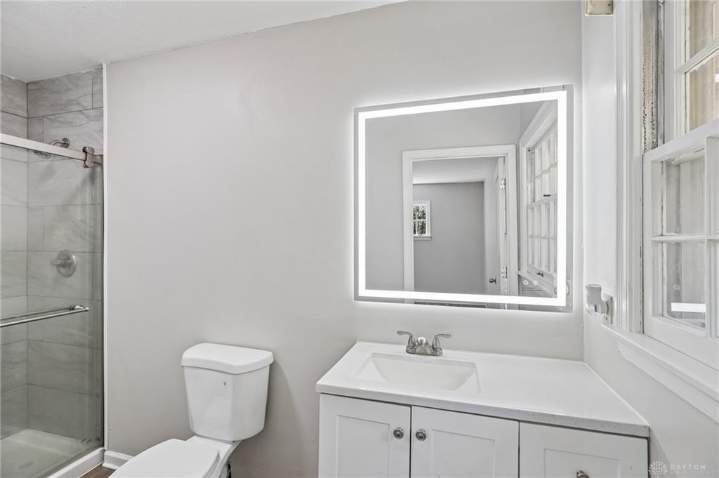 5560 Hugh Property Photo 22