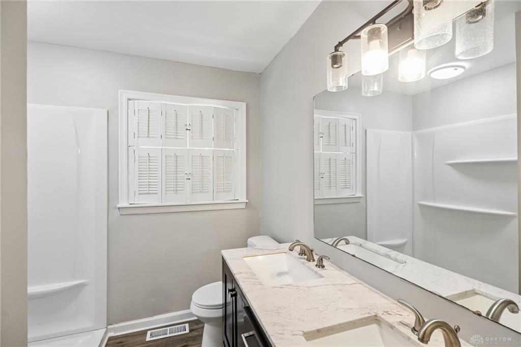 5560 Hugh Property Photo 25