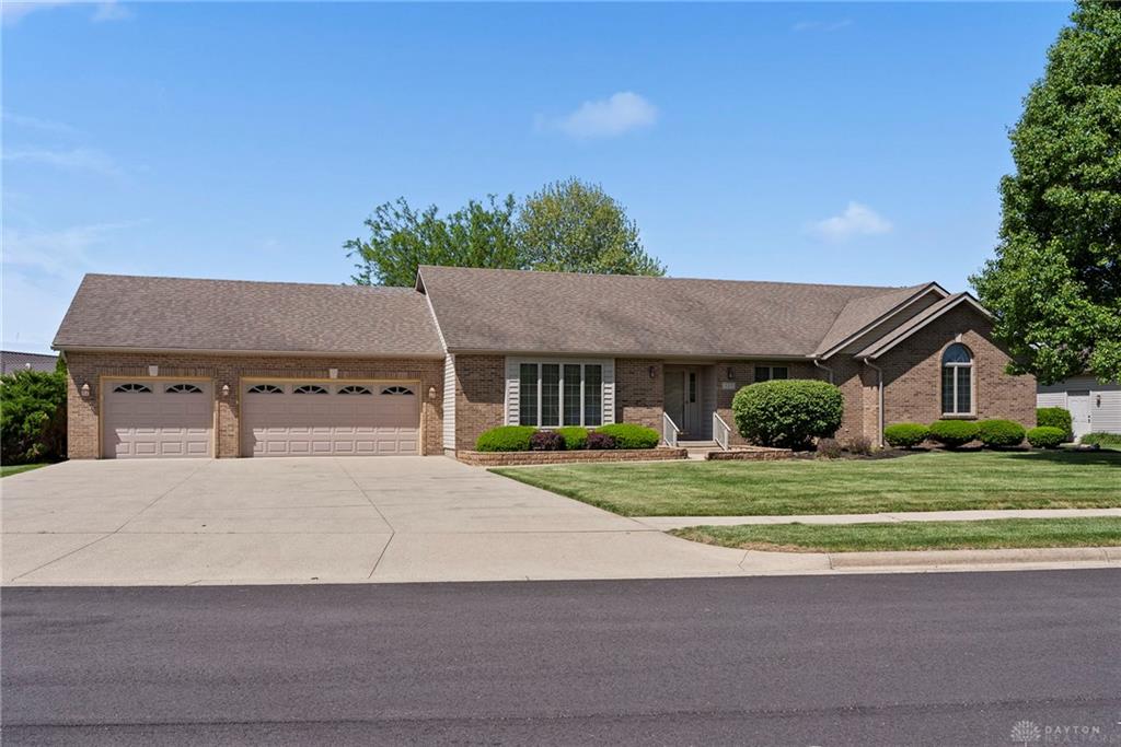 525 Burdick