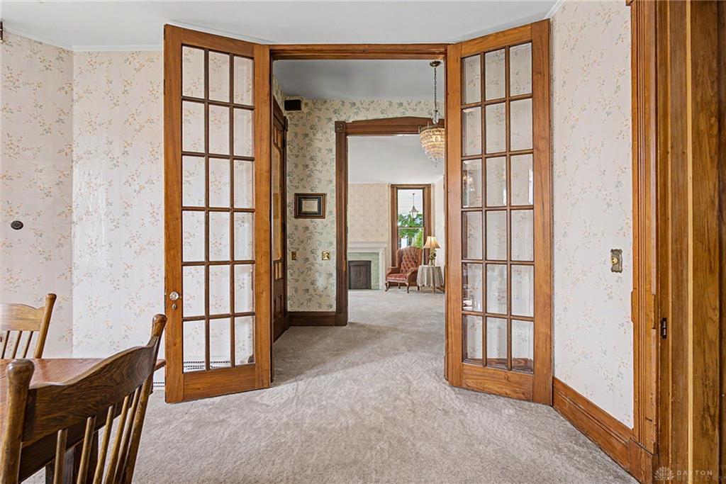 108 S 3rd Property Photo 17