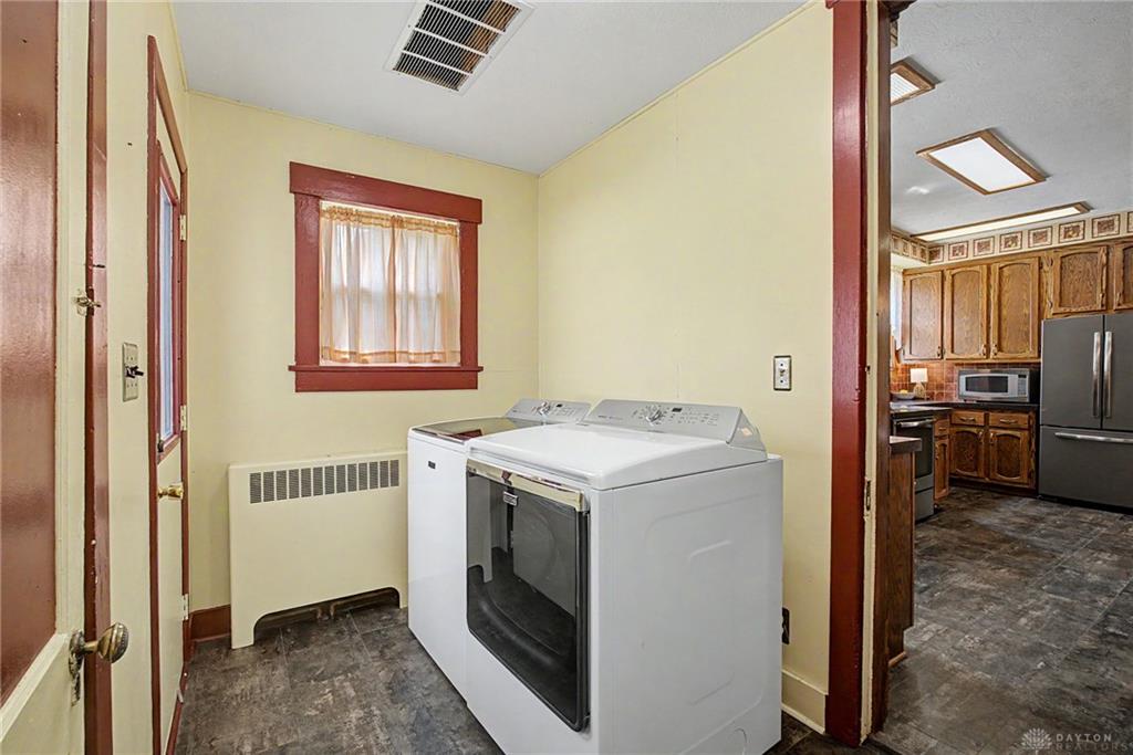 108 S 3rd Property Photo 29