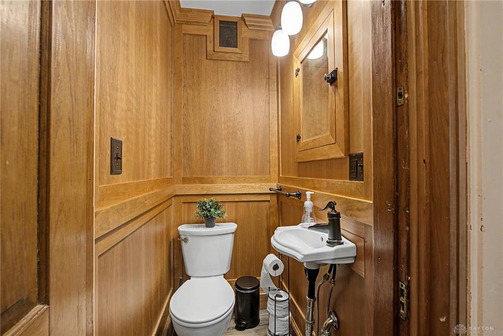 108 S 3rd Property Photo 30