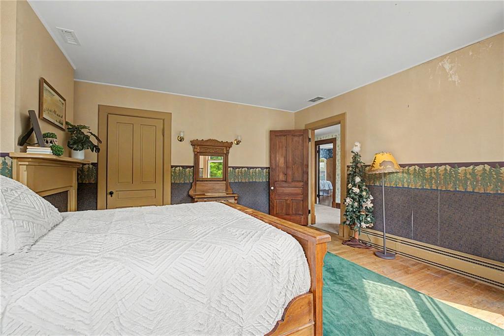108 S 3rd Property Photo 40