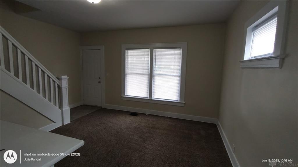 1131 W High Property Photo 4
