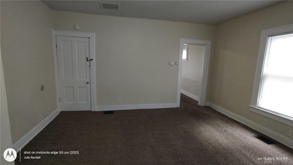 1131 W High Property Photo 6