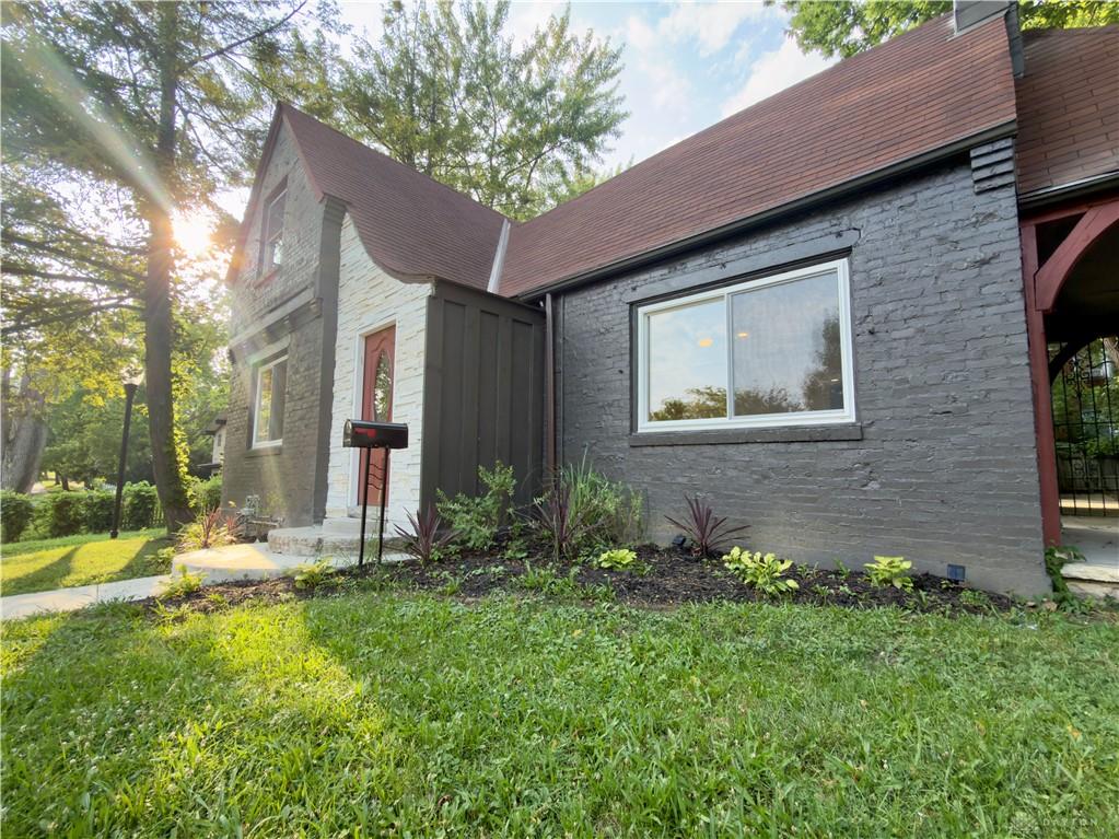 39 Vassar Property Photo 8