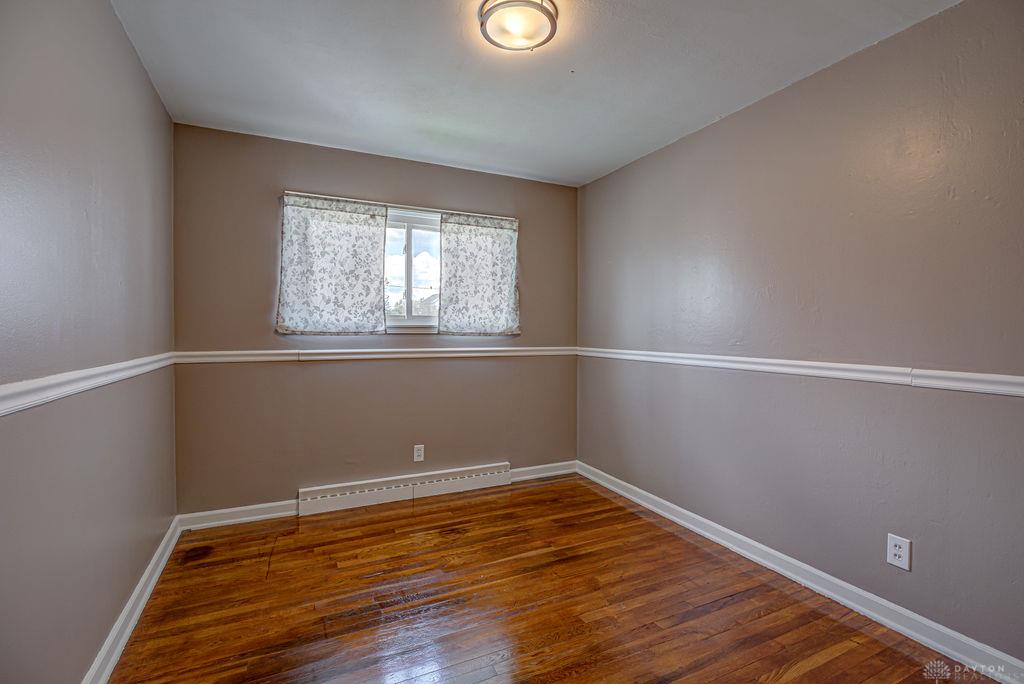 219 E Monfort Property Photo 12