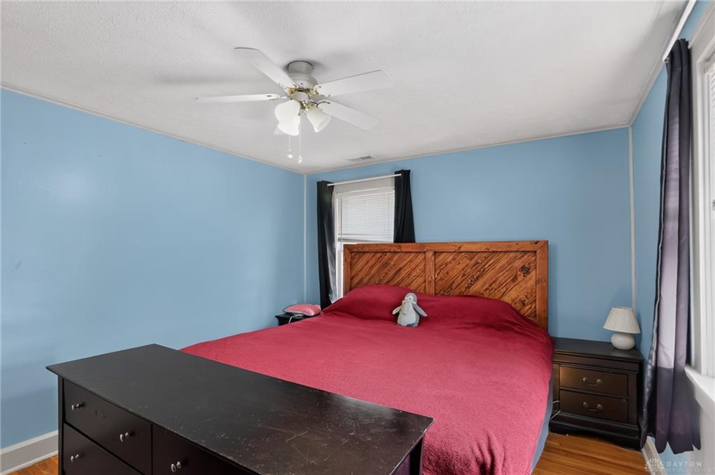 1225 Glenmore Property Photo 11