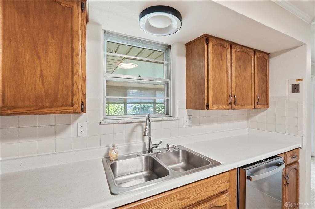 3200 Chandler Property Photo 13