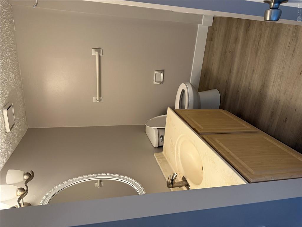 295 Progress Property Photo 12
