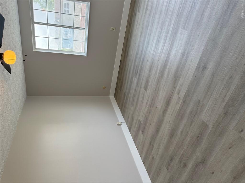 295 Progress Property Photo 18
