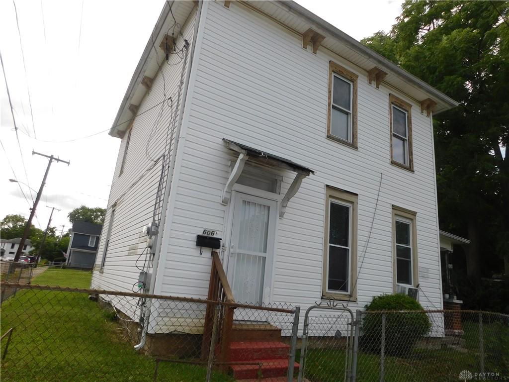 606 1/2 Mason Property Photo 2