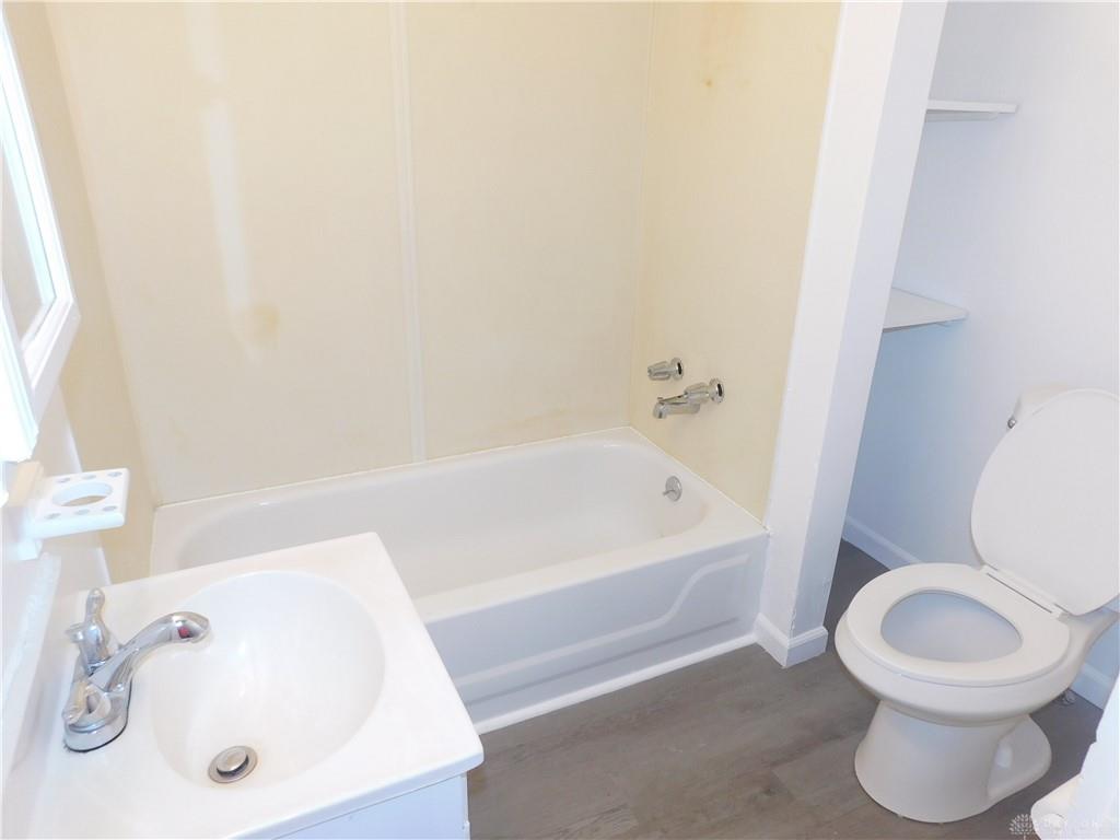 606 1/2 Mason Property Photo 6